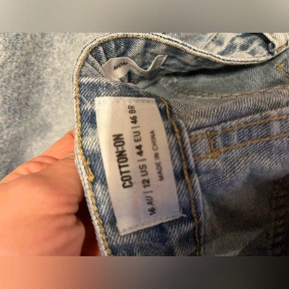 Cotton on mom jeans - Picture 3 of 3